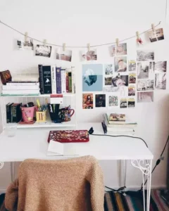7 Things to Keep on Your Desk for a More Productive Day